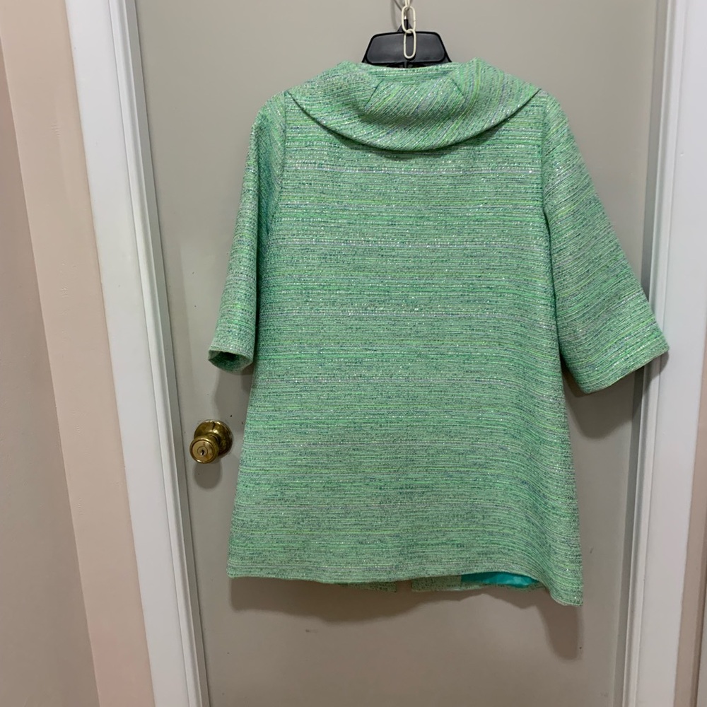 Sara Campbell Green Textured Coat with Embellished Buttons - Picture 2 of 4